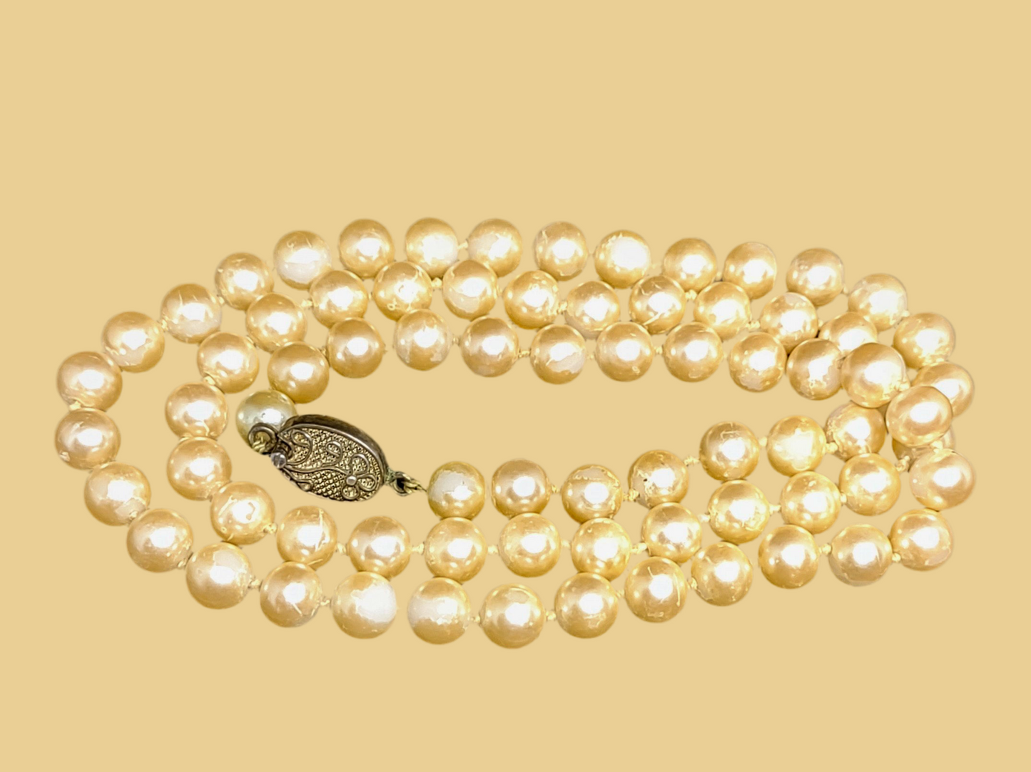 Costume Pearl Strand Necklace 24"