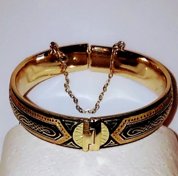 Yellow Gold Filled Bracelet. 8"