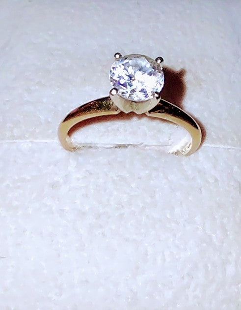 14K Yellow Gold Round Brilliant Cut Cubic Zirconia Solitaire 4 Prong Engagement Ring with Slender Band sz.6