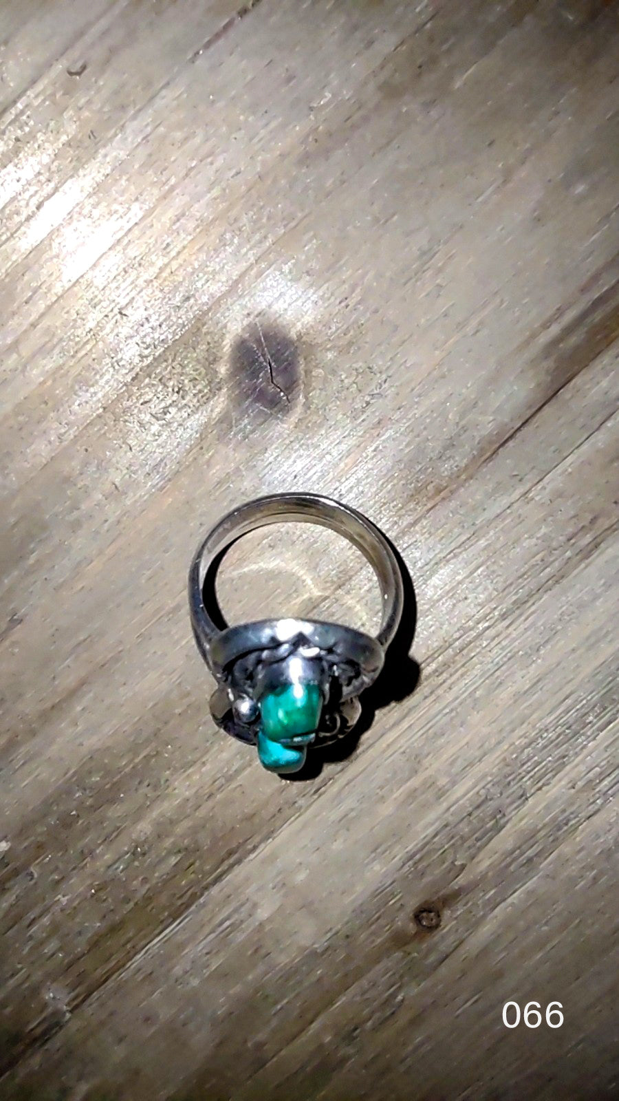 Handcrafted Native American Sterling Silver Ring with Double Green Turquoise Stones sz.6