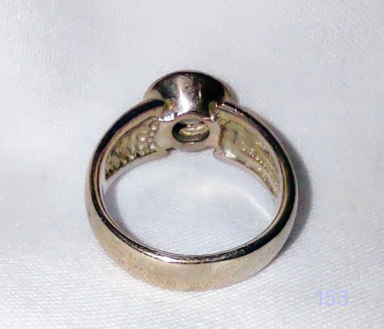 Vintage Ladies .925 Sterling Silver CZ ring. sz. 7