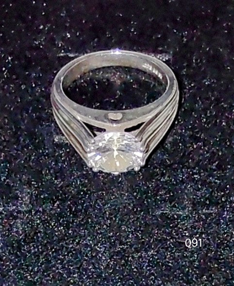 Sz6 .925 Sterling Silver Ring with Large Clear CZ Gem and  Heart on Bridge of Setting