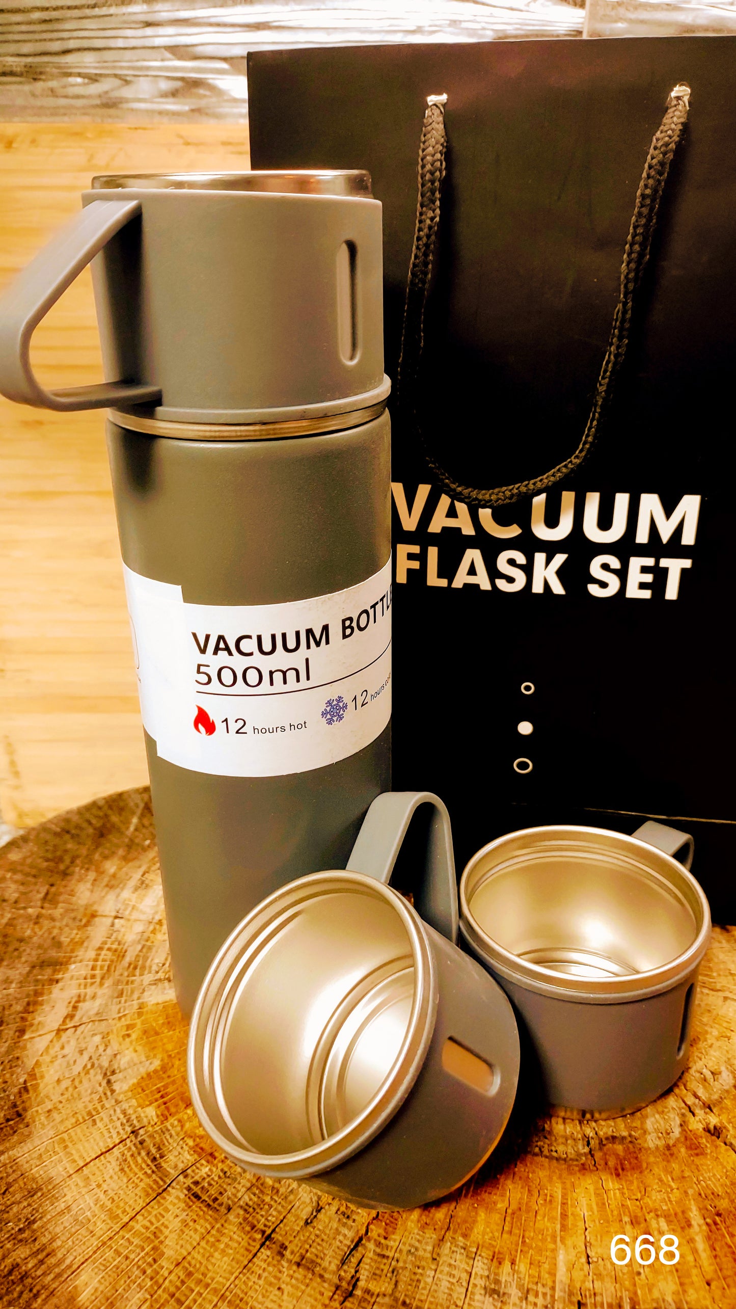 NEW! Vacuum flask set 500 ml to extra cups