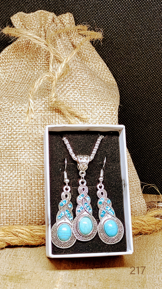 NEW! Turquoise Necklace And Earrings Boho Style